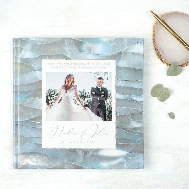 Fotobuch zur Hochzeit mit den schönsten Momenten gestalten