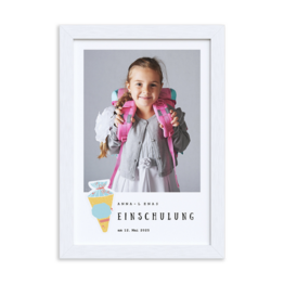 Wandbild mit Foto eines Kindes bei der Einschulung und passendem Rahmen