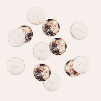 Konfetti mit Foto und Schrift als Streudeko