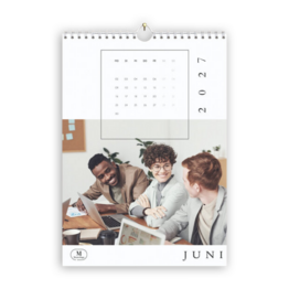 Fotokalender mit Logo im A4-Format zum Aufhängen