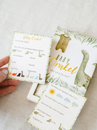 Baby-Orakel im 'Dino Lu'-Design