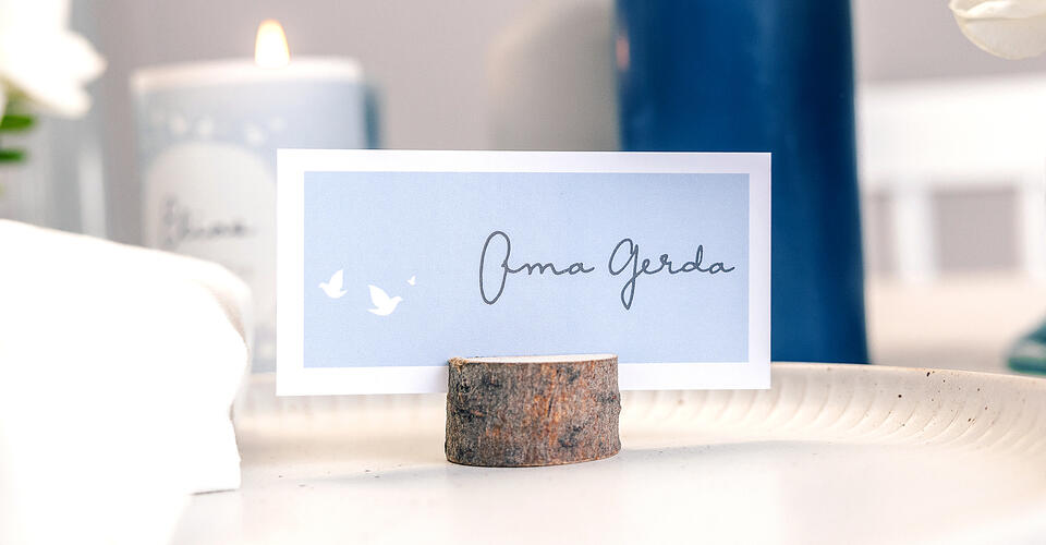 Jetzt Tischkarten zur Kommunion online selbst gestalten