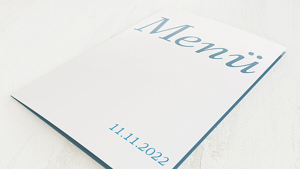 Kalligraphie Menu Karte Mit Orange Croissants Auf Rosa Serviette