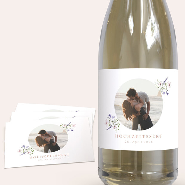 Sektetiketten Hochzeit - Verheißungsvoller Blütenbogen