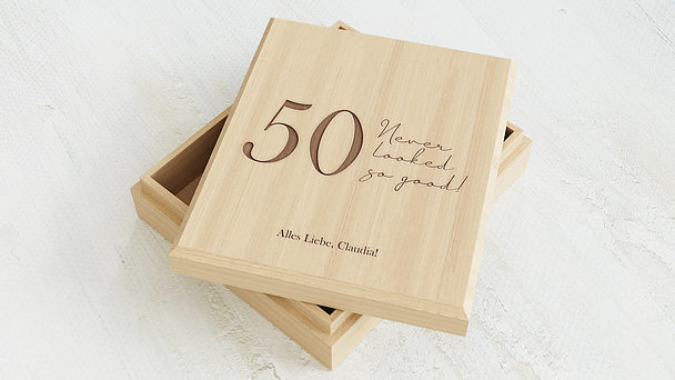 Geschenke zum 50 Geburtstag - Personalisierte Geschenkbox “50”
