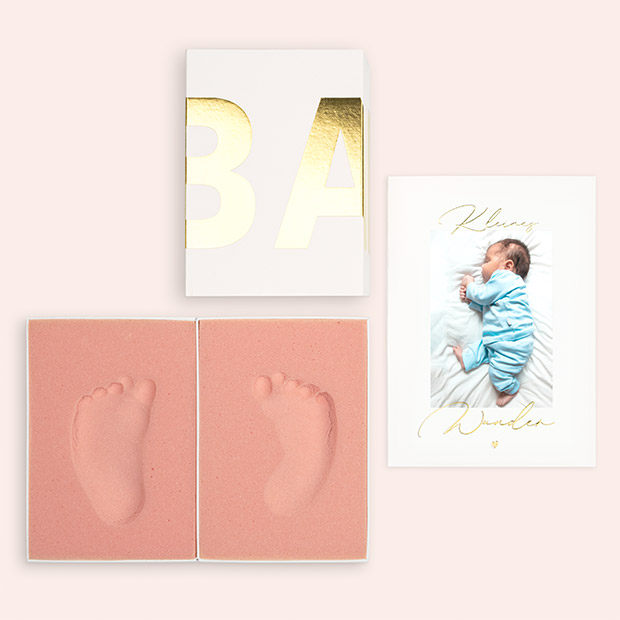 Geschenke für Oma - Baby Fußabdruck-Box + Klappkarte Gold